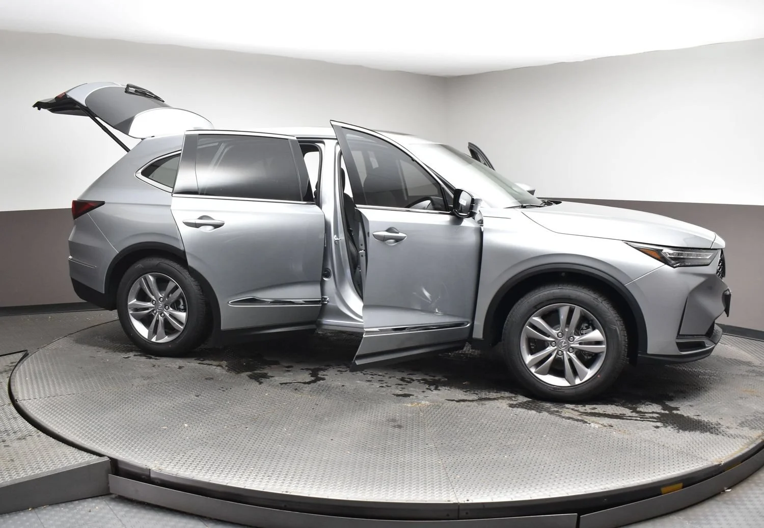 New 2026 Solar Silver Metallic Acura 4MDX image 47