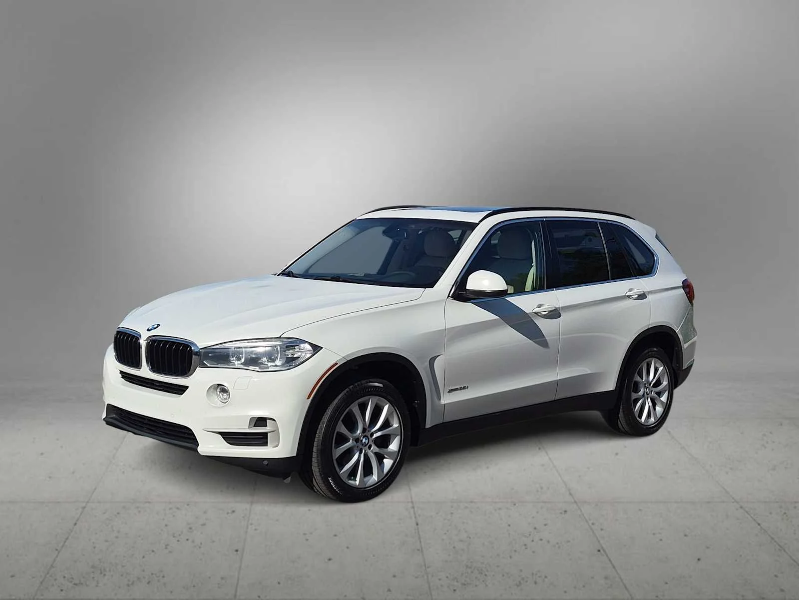 Used 2016 Alpine White BMW xDrive35i image 4