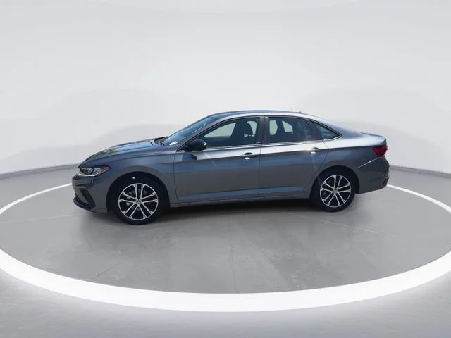 Used 2025  Volkswagen 1.5T Sport image 5