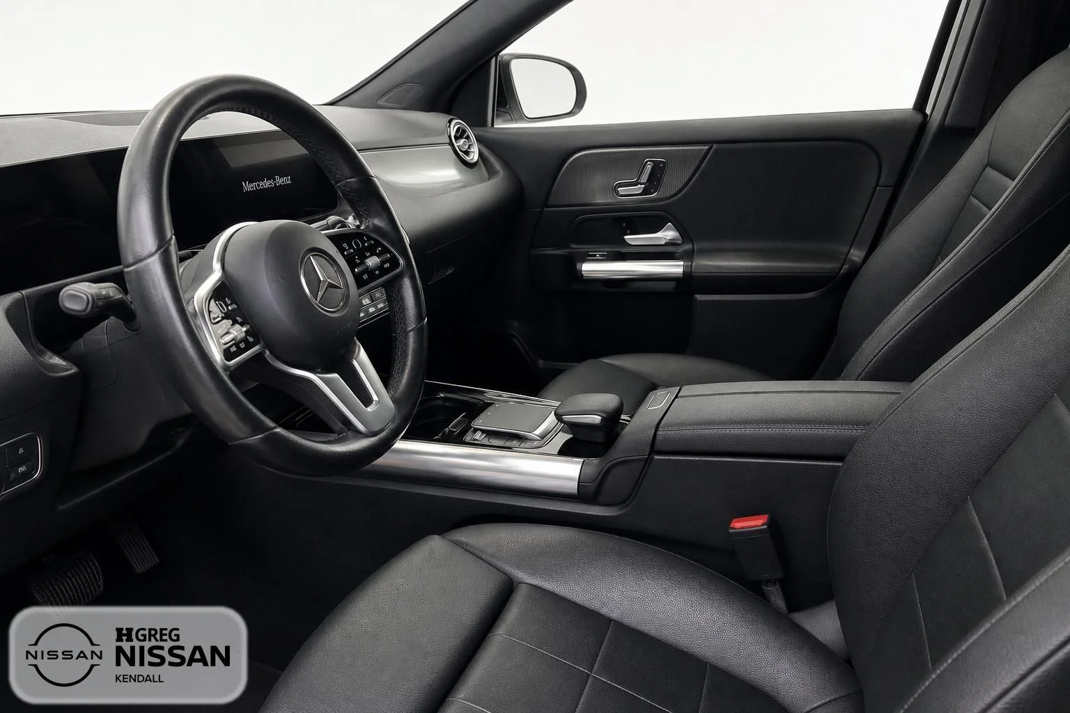 Used 2021 Black Mercedes-Benz GLA 250 image 8