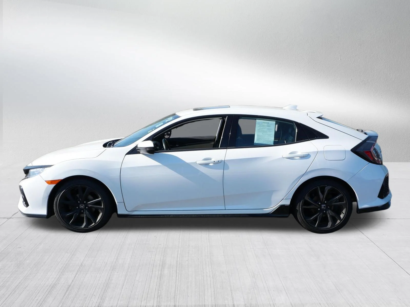 Used 2018 White Orchid Pearl Honda Sport Touring image 4