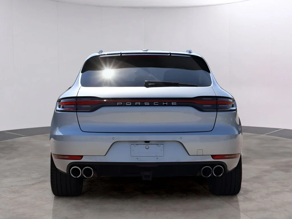 Used 2020 Dolomite Silver Metallic Porsche Turbo image 7