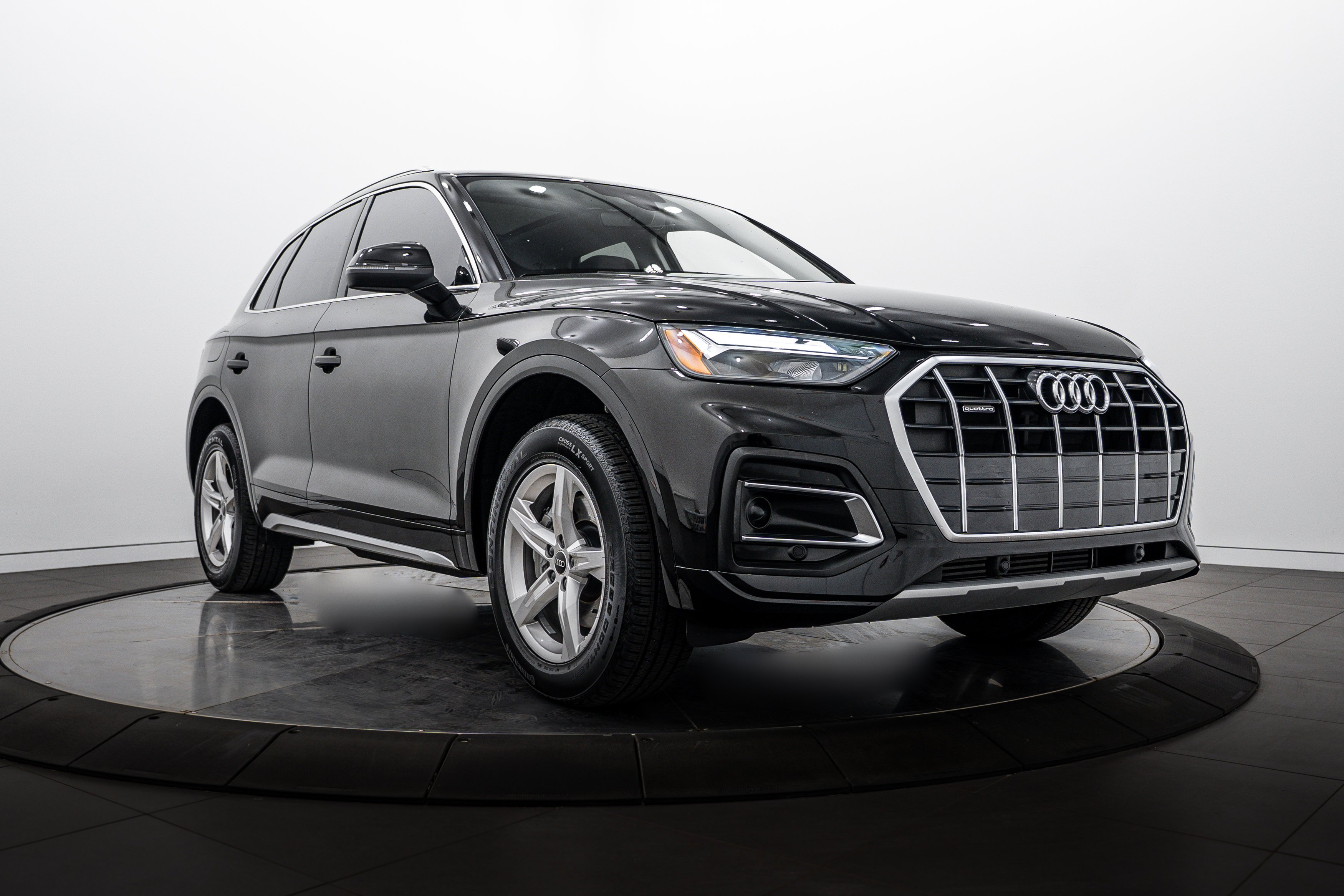 2023 Audi Q5 40 Premium's photo