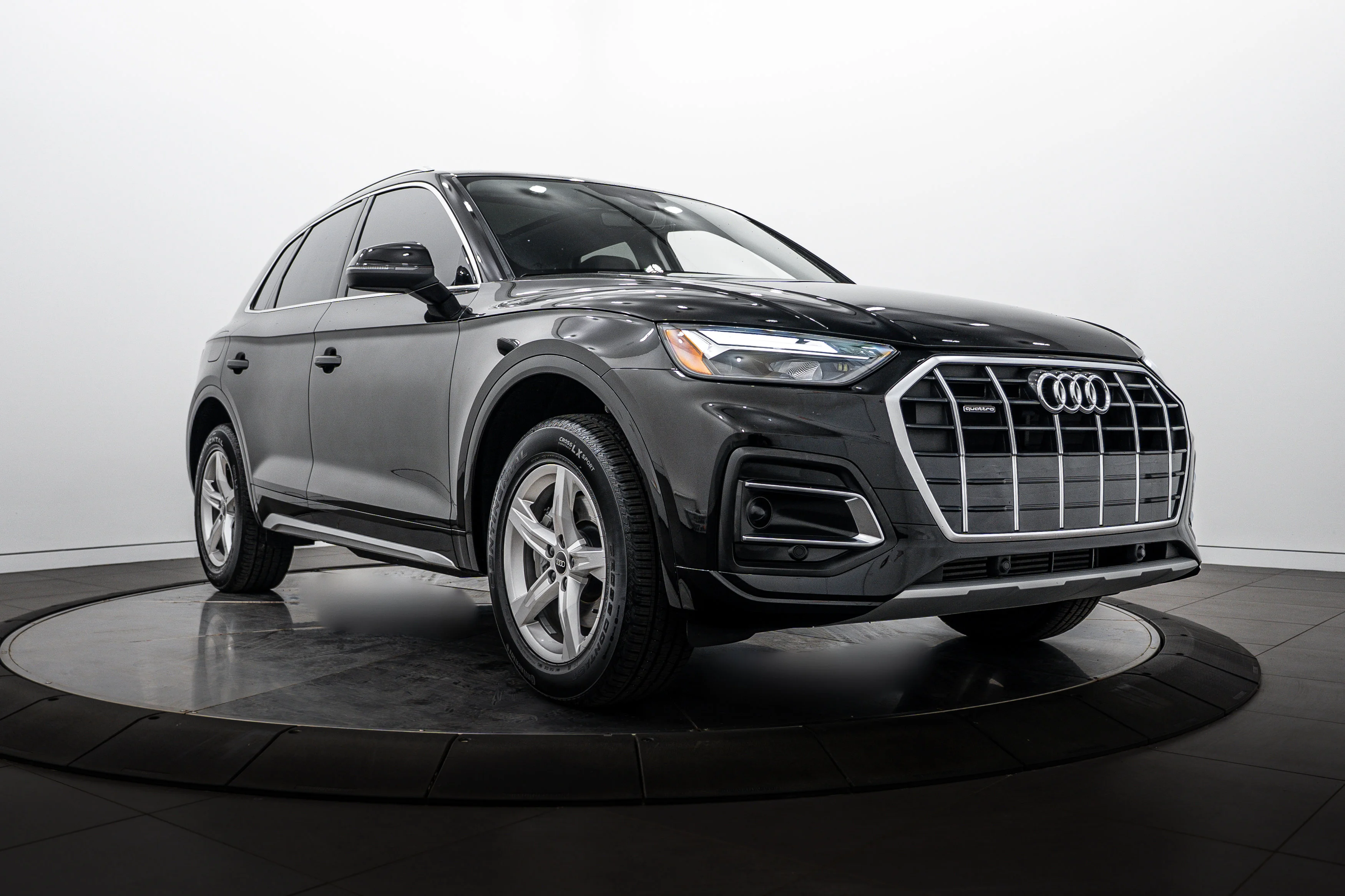 2023 Audi Q5 40 Premium's photo