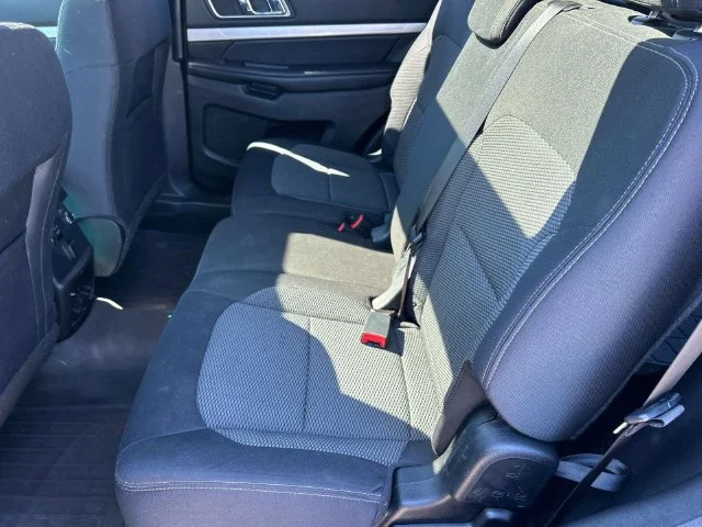 Used 2016 Blue Ford XLT image 21