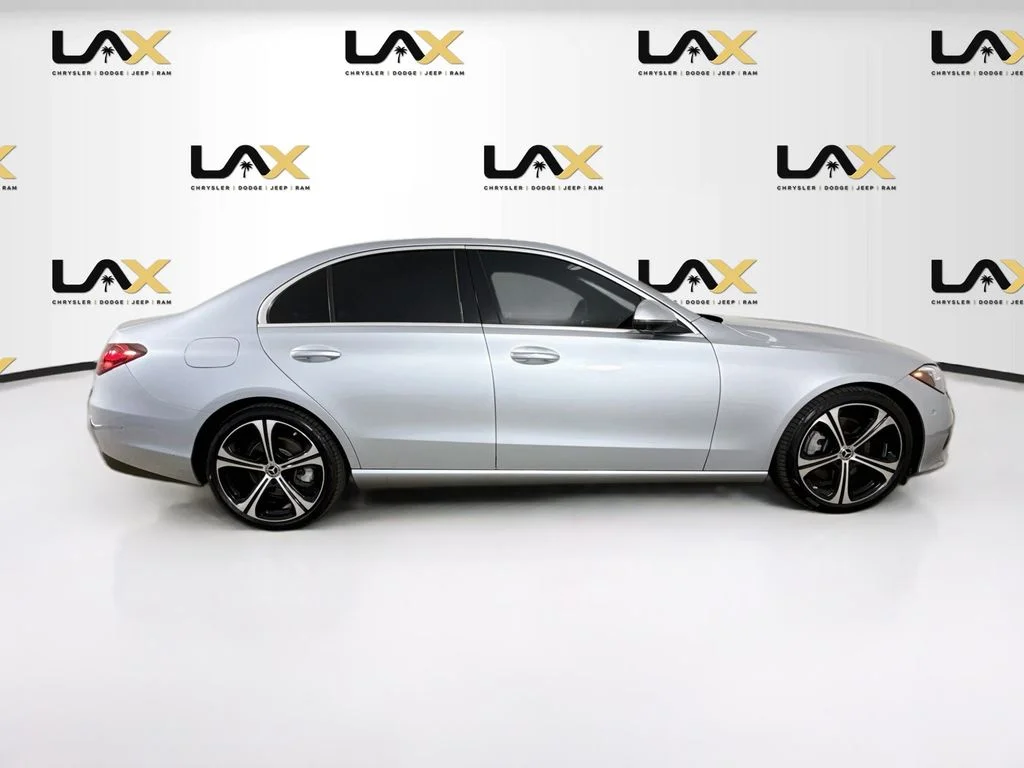 Used 2022 Silver Mercedes-Benz C 300 image 8