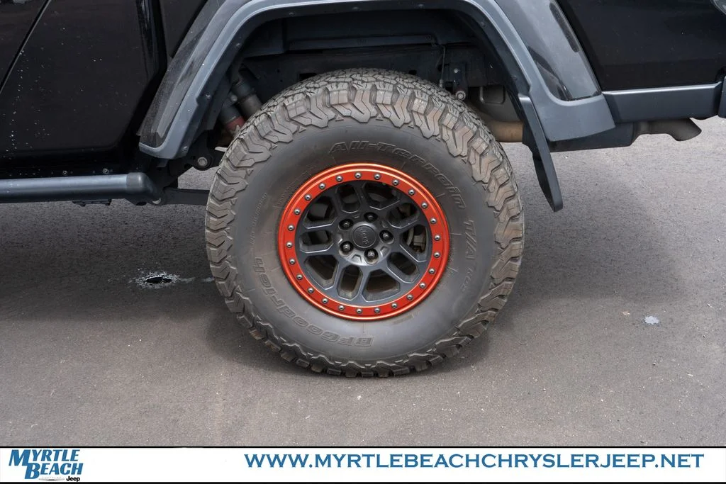 Used 2021 Black Clearcoat Jeep Sport image 12