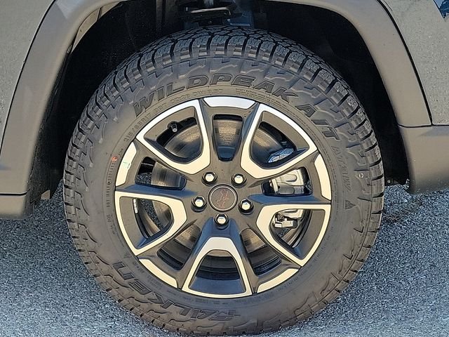 New 2026 Fathom Blue Pearl-Coat Exterior Paint Jeep Trailhawk image 7