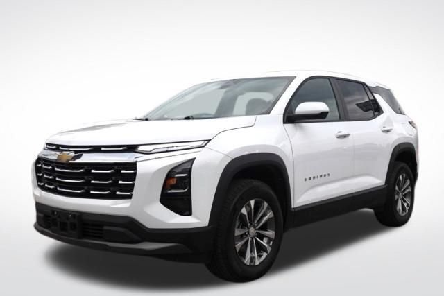 Used 2025 White Chevrolet LT image 6