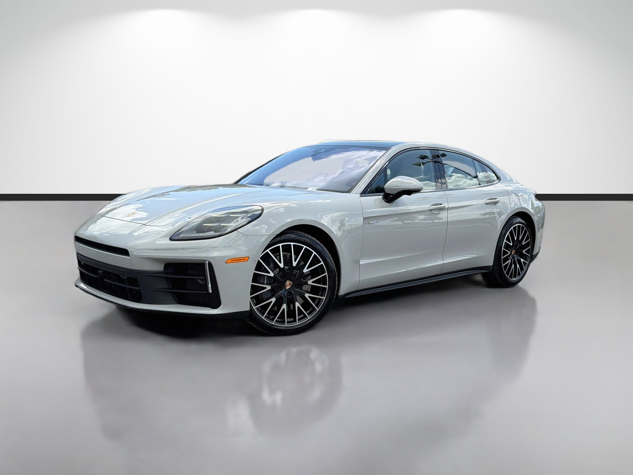Used 2026 Chalk Porsche 4 E-Hybrid image 1