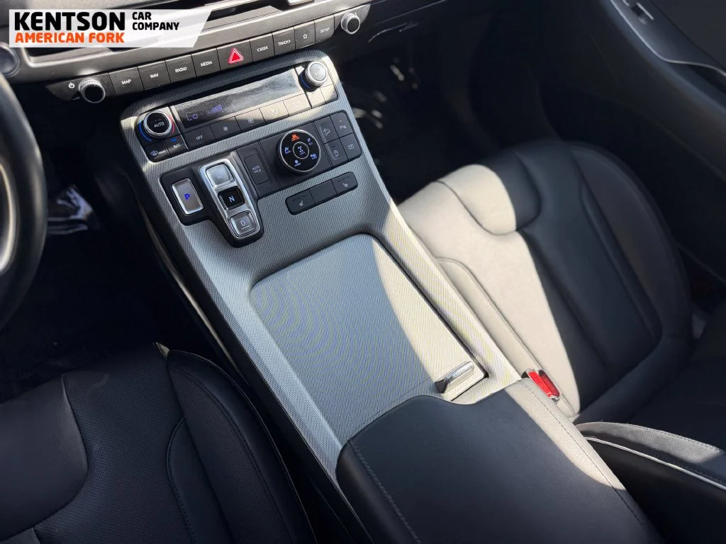Used 2025 Silver Hyundai SEL image 20