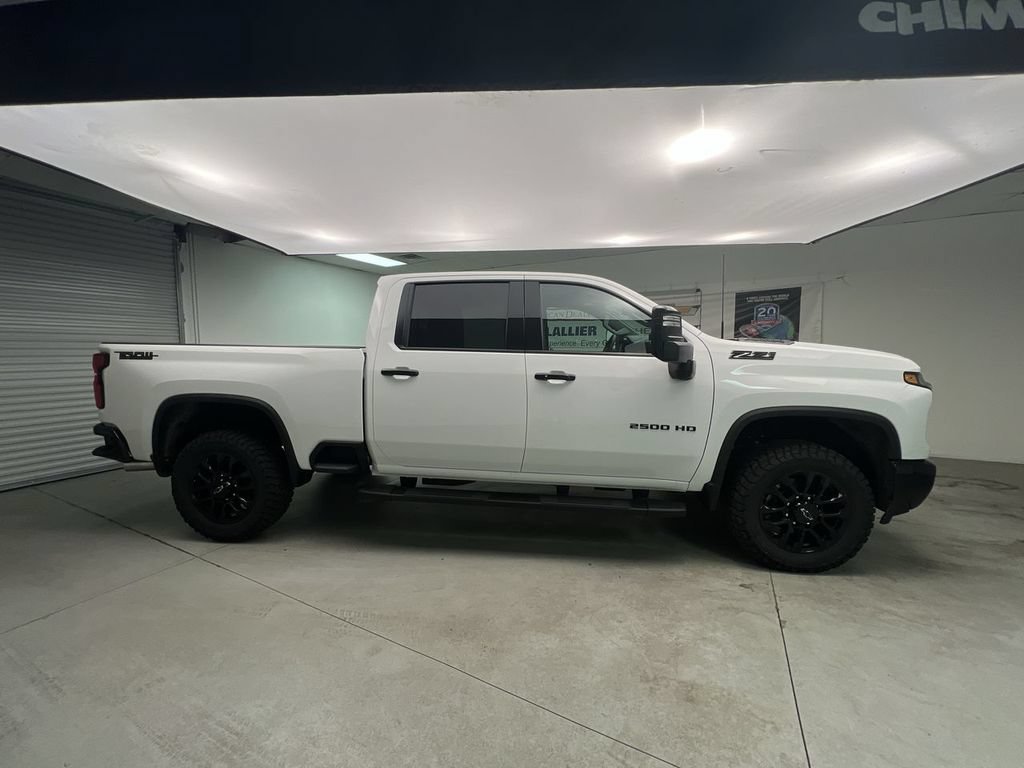 2026 Chevrolet Silverado 2500 HD LTZ - Photo 9