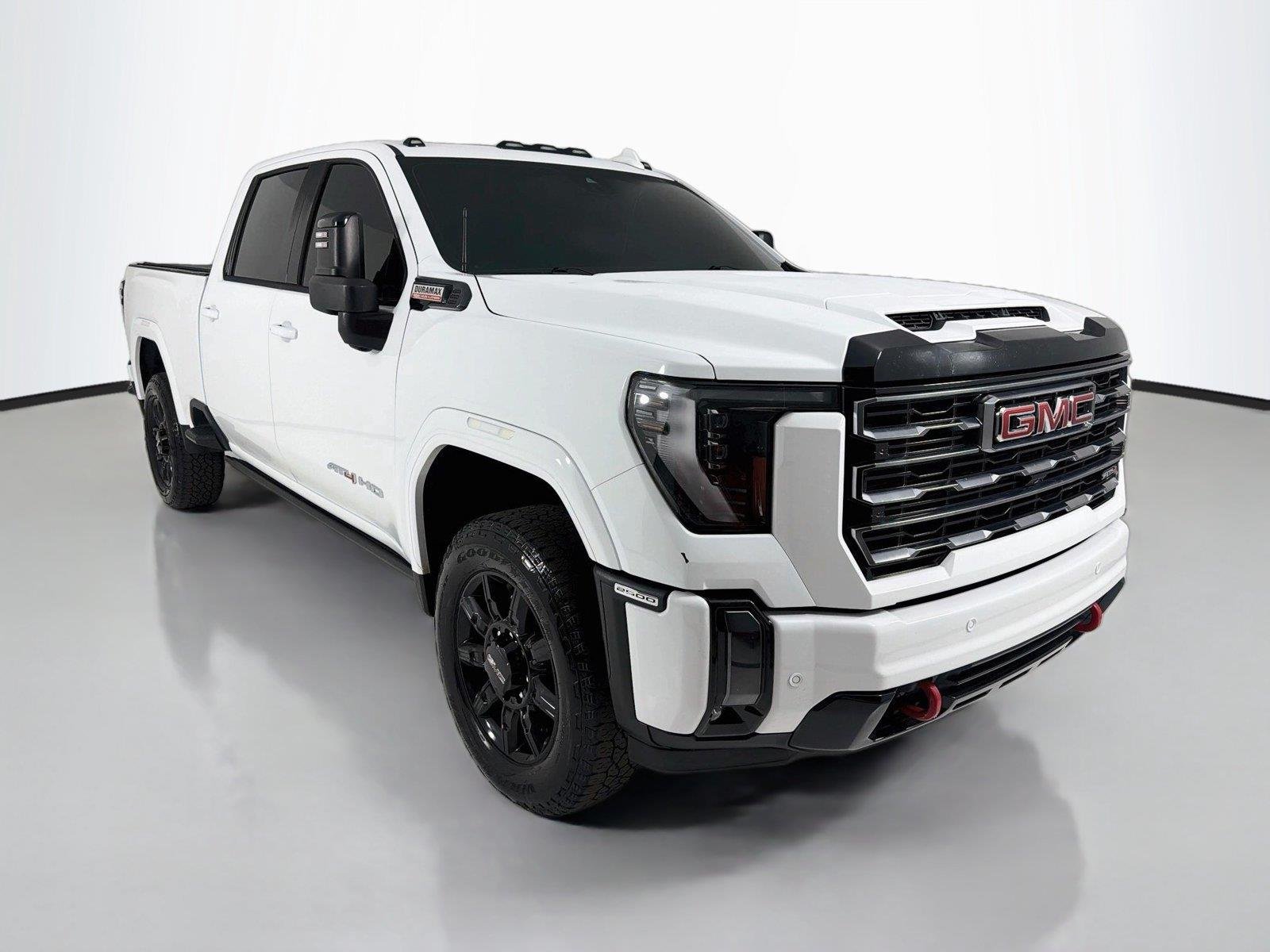 Used 2024 Summit White GMC AT4 image 31