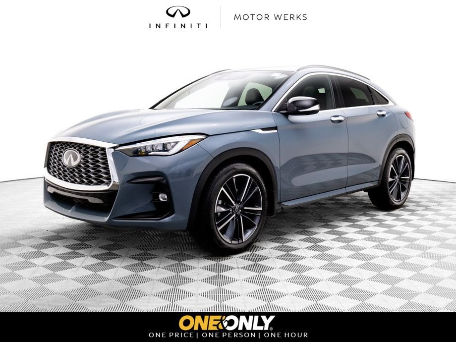 2023 INFINITI QX55 Essential