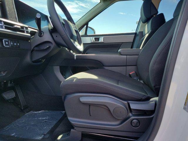 New 2026 Serenity White Hyundai SE image 16