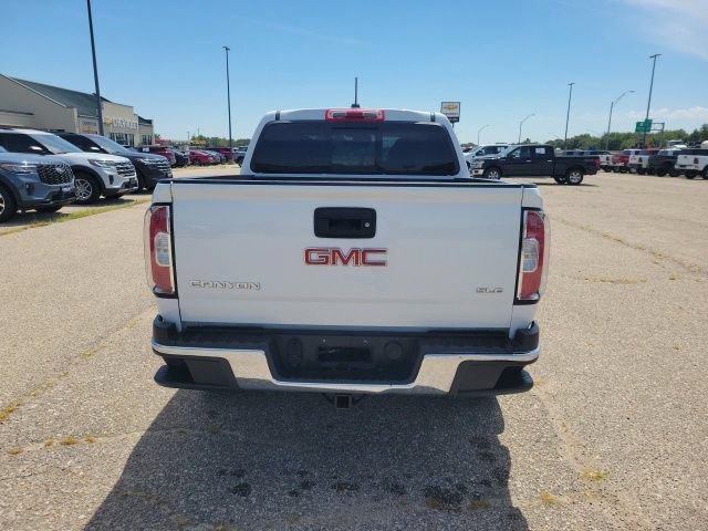 Used 2016 SUMMIT WHITE GMC 2WD SLE image 22