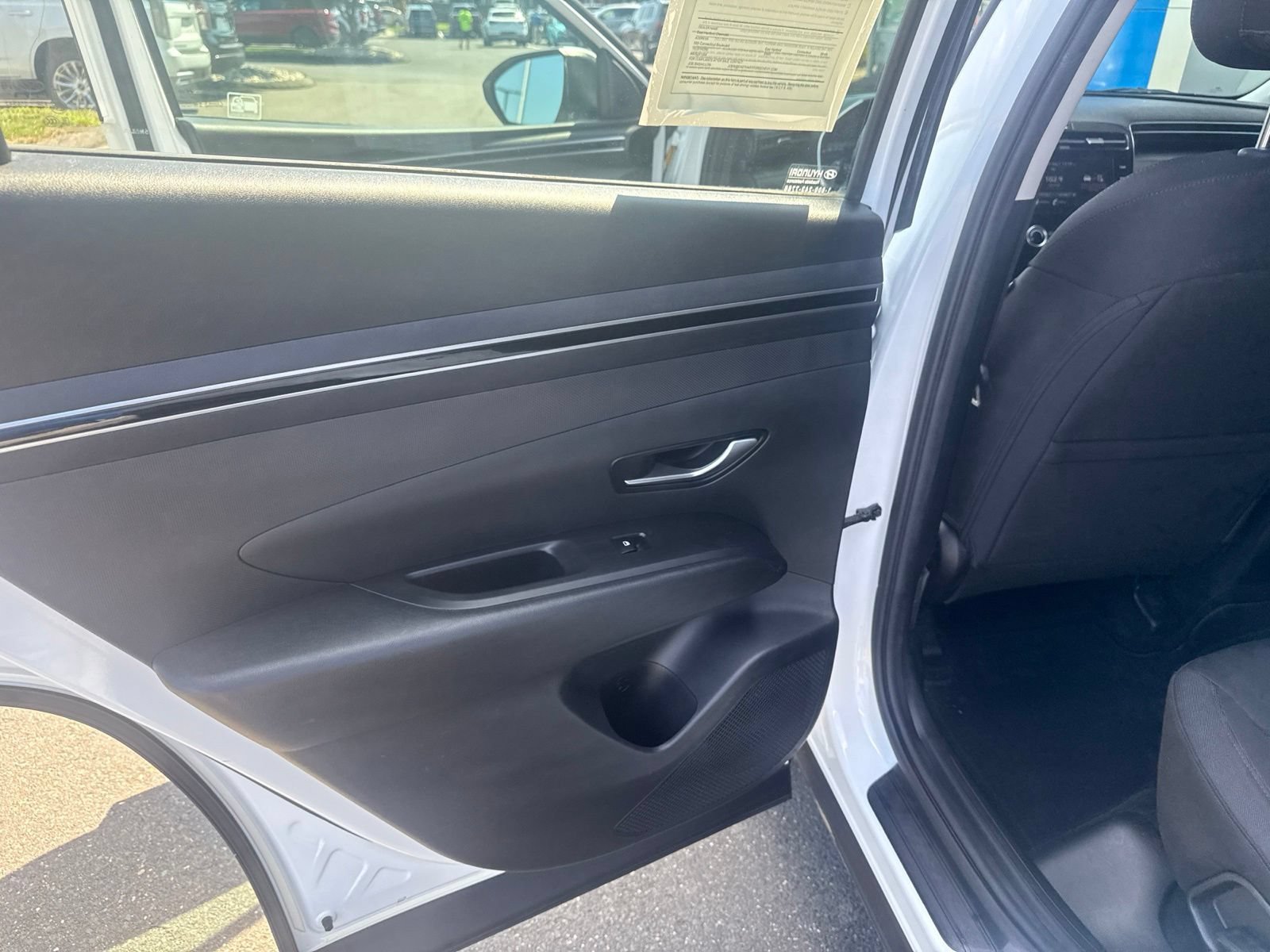Used 2022 Quartz White [white] Hyundai SE image 19