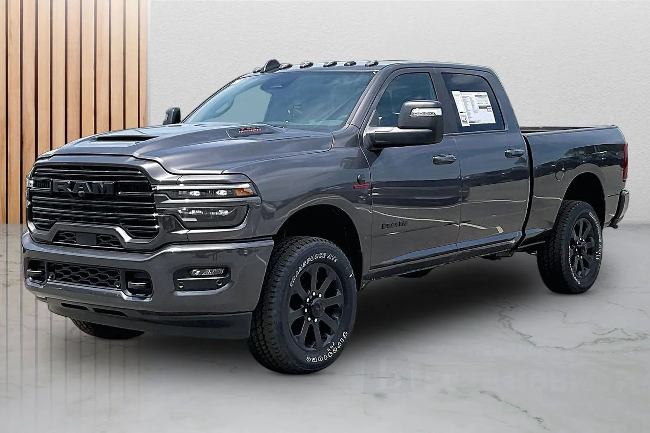 2026 RAM 2500 Laramie - Photo 4