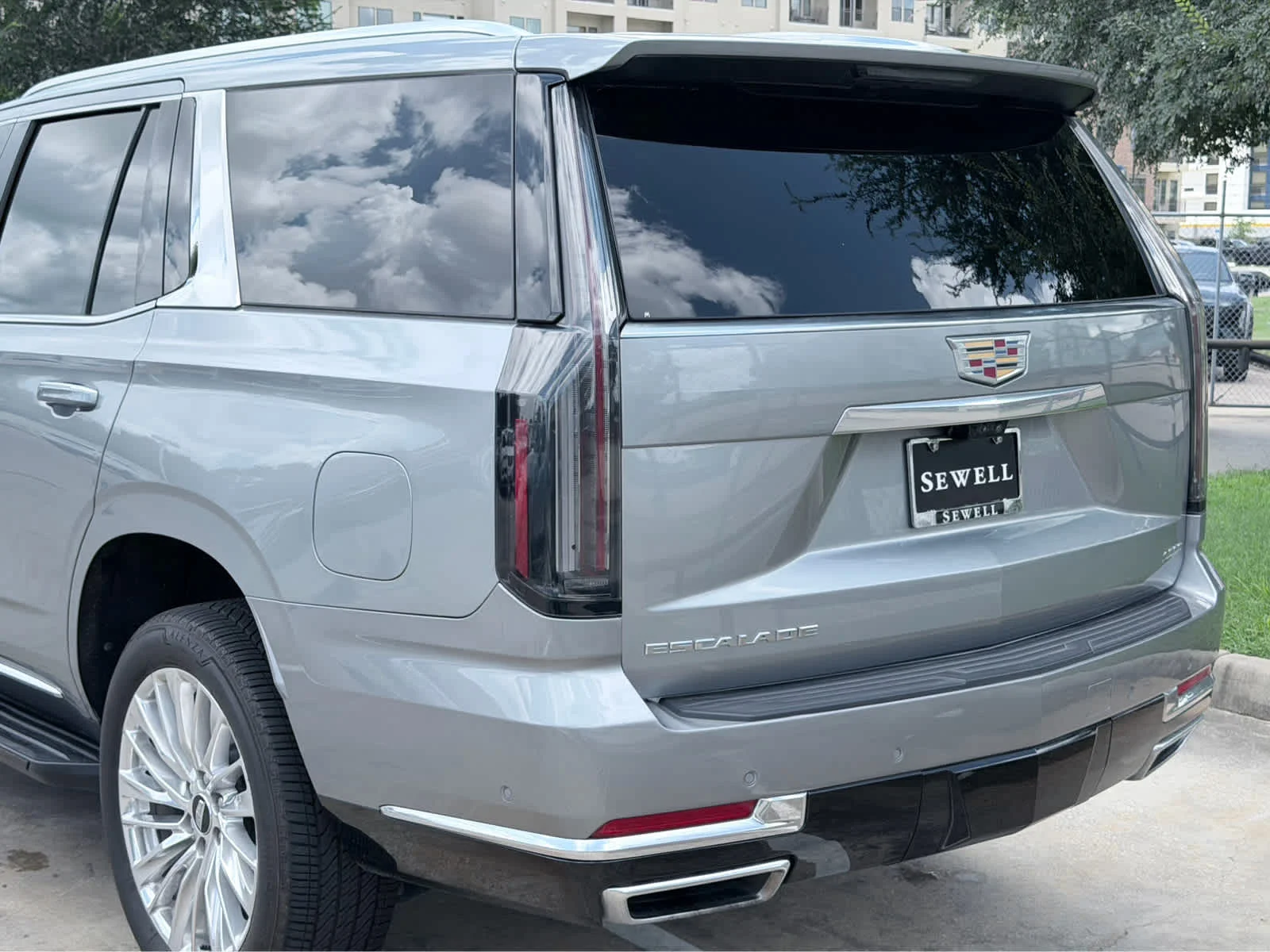 Used 2025 Argent Silver Metallic Cadillac Premium Luxury image 10