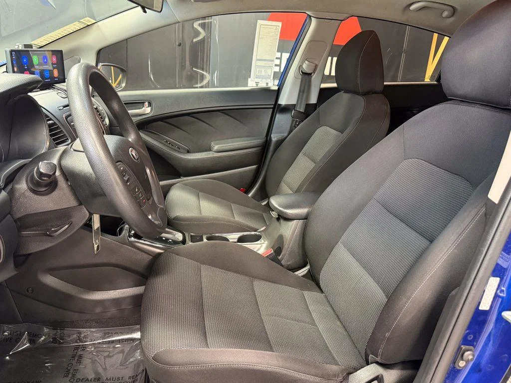 Used 2017 Deep Sea Blue Kia LX image 11
