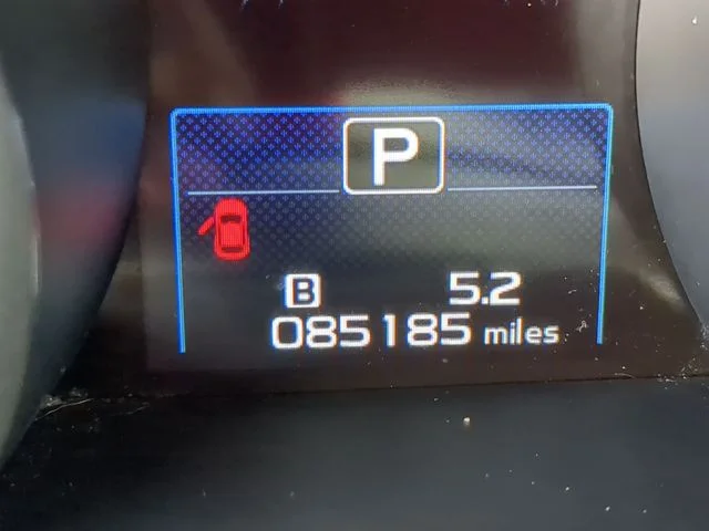 Used 2018 Blue Subaru 2.5i image 23