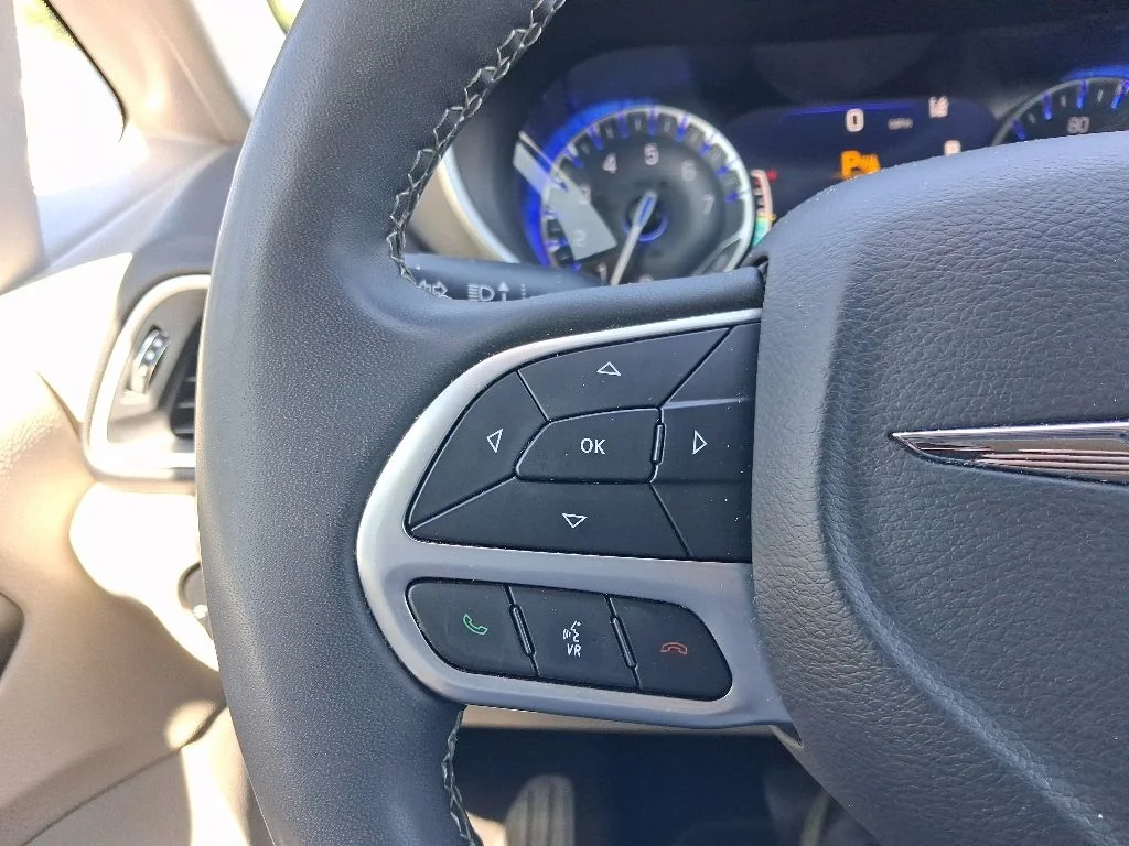 Used 2023 White Chrysler Touring L image 25