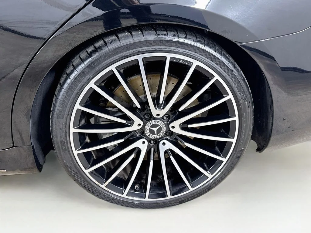 Used 2023 Black Mercedes-Benz S 580 image 31