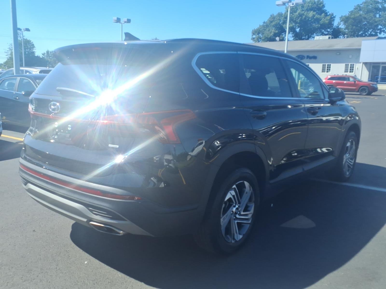 2023 Hyundai Santa Fe SE - Photo 5