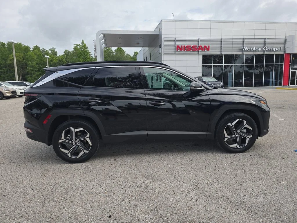 Used 2024 Black Hyundai Limited image 9