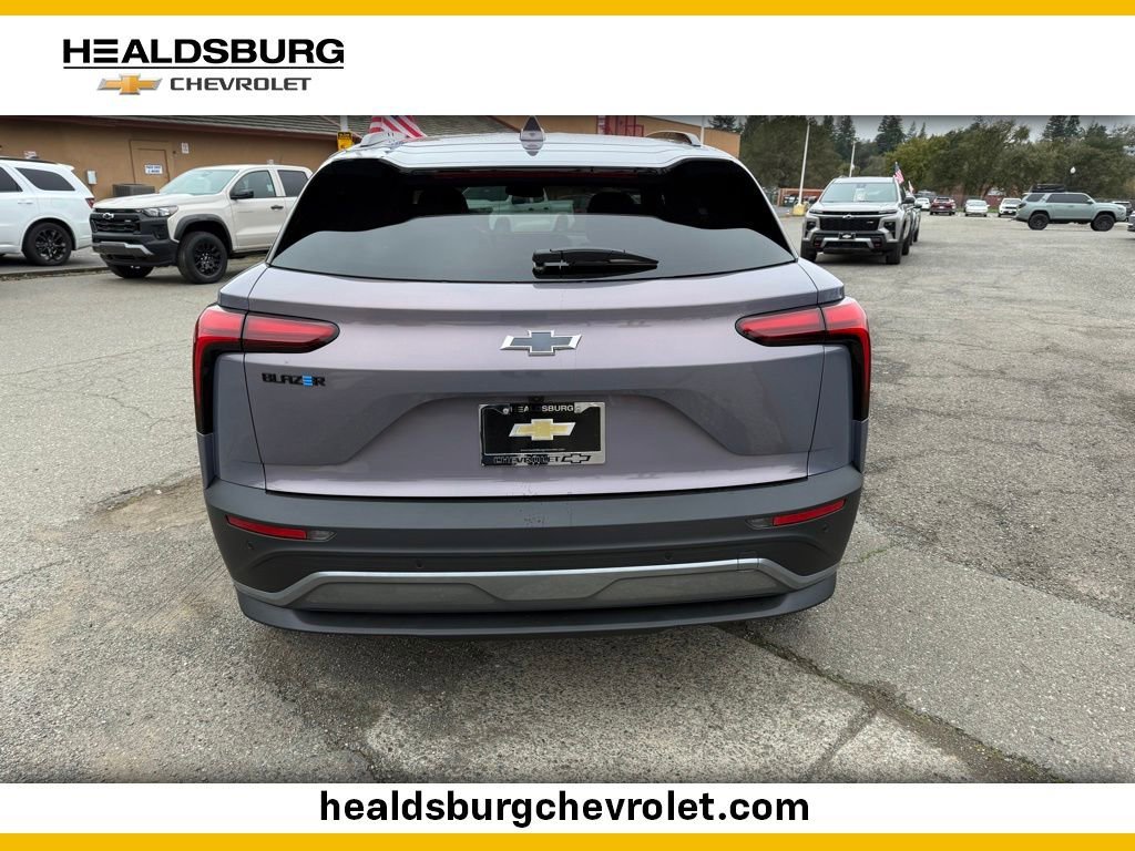 New 2026 Galaxy Gray Metallic Chevrolet LT image 4