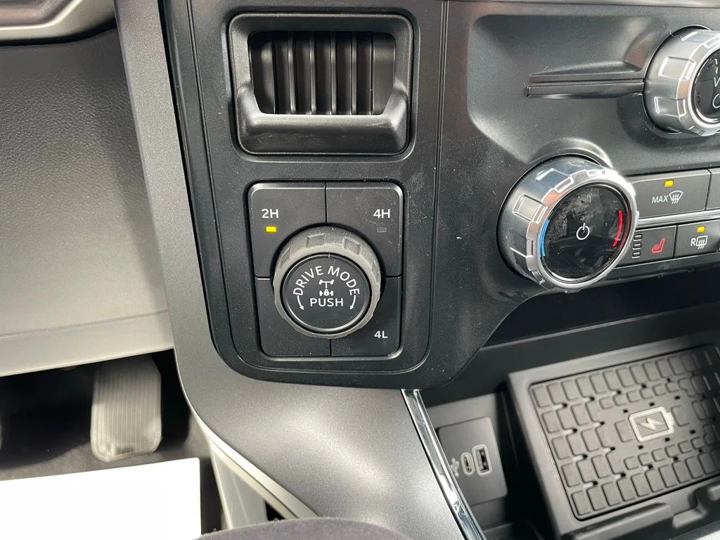 2025 Ford F-150 XLT - Photo 37