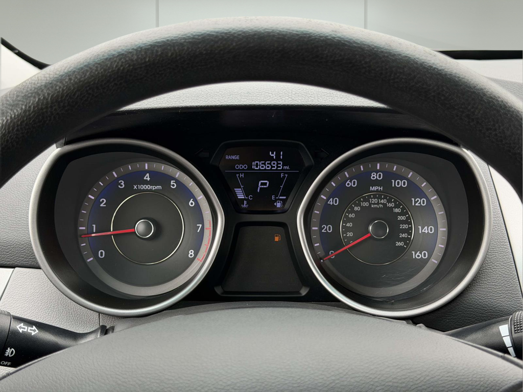 Used 2013 Black Hyundai GLS image 8