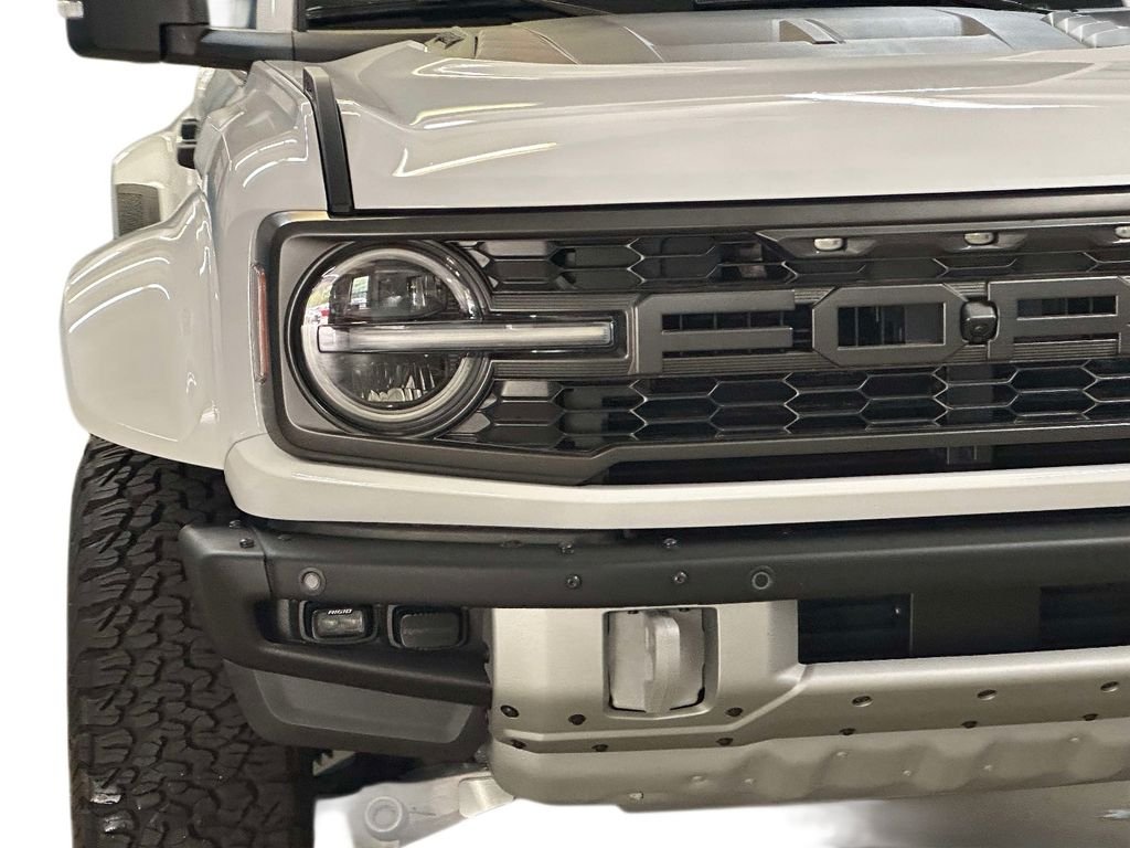Used 2025 Oxford White Ford Raptor image 30