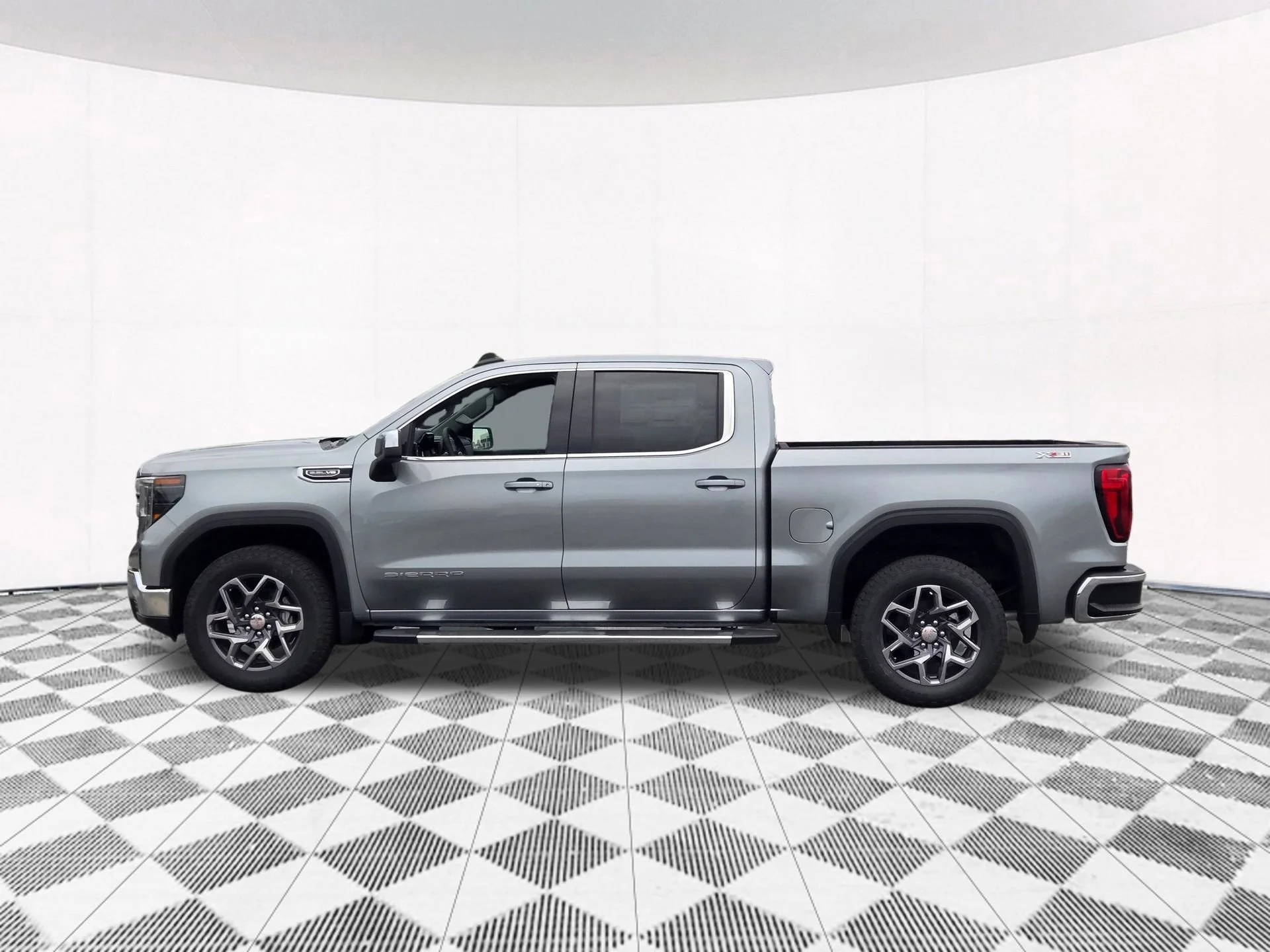 New 2026 Sterling Metallic GMC SLE image 33