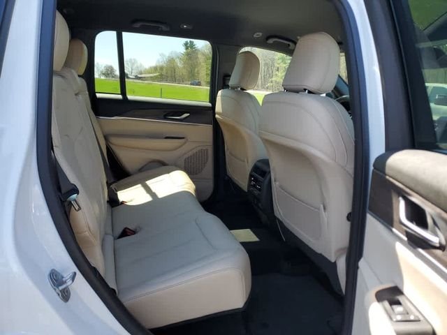 Used 2023 White Jeep Limited image 22