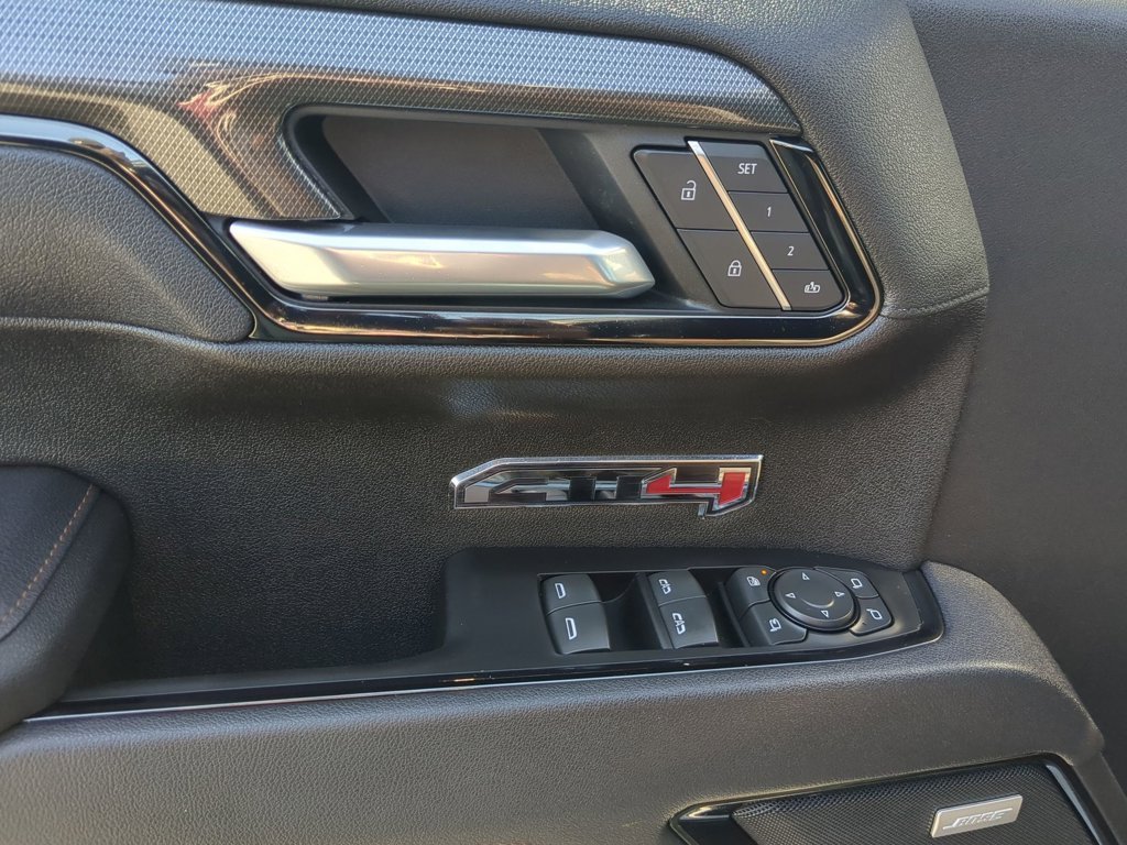 Used 2025 Sterling Metallic GMC AT4 image 12