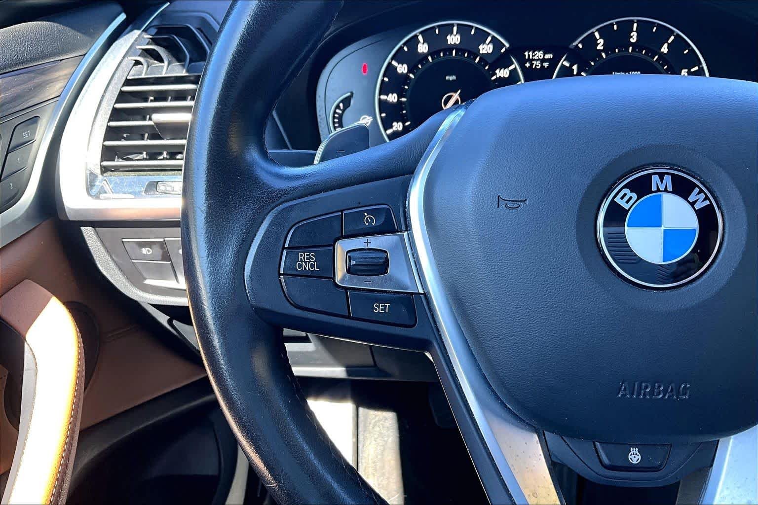 Used 2018 Phytonic Blue Metallic BMW xDrive30i image 24