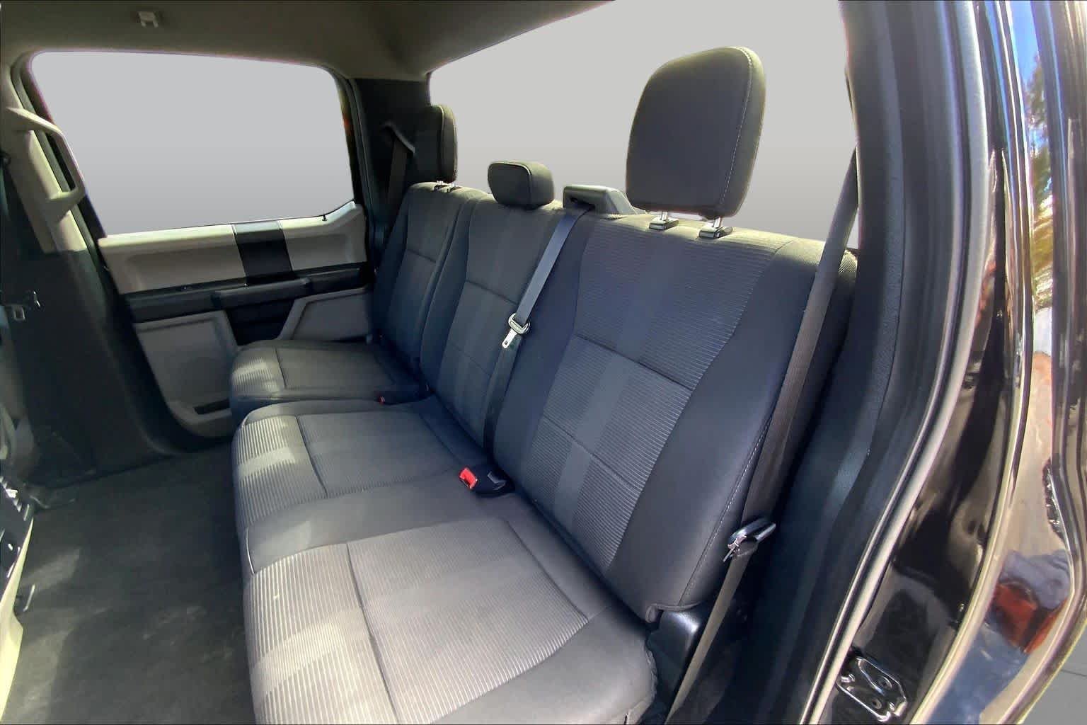 Used 2020 Agate Black Metallic Ford XL image 21