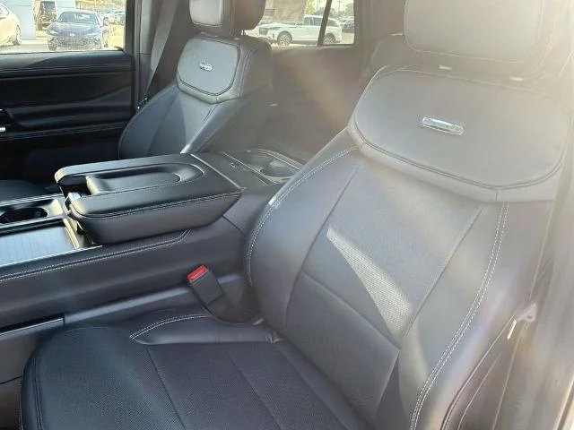 New 2026 Star White Metallic Tri-Coat Ford MAX Platinum® image 36