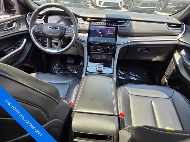 Used 2025 Silver Jeep Limited image 14