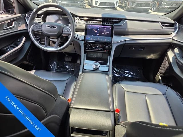 Used 2025 Silver Jeep Limited image 14