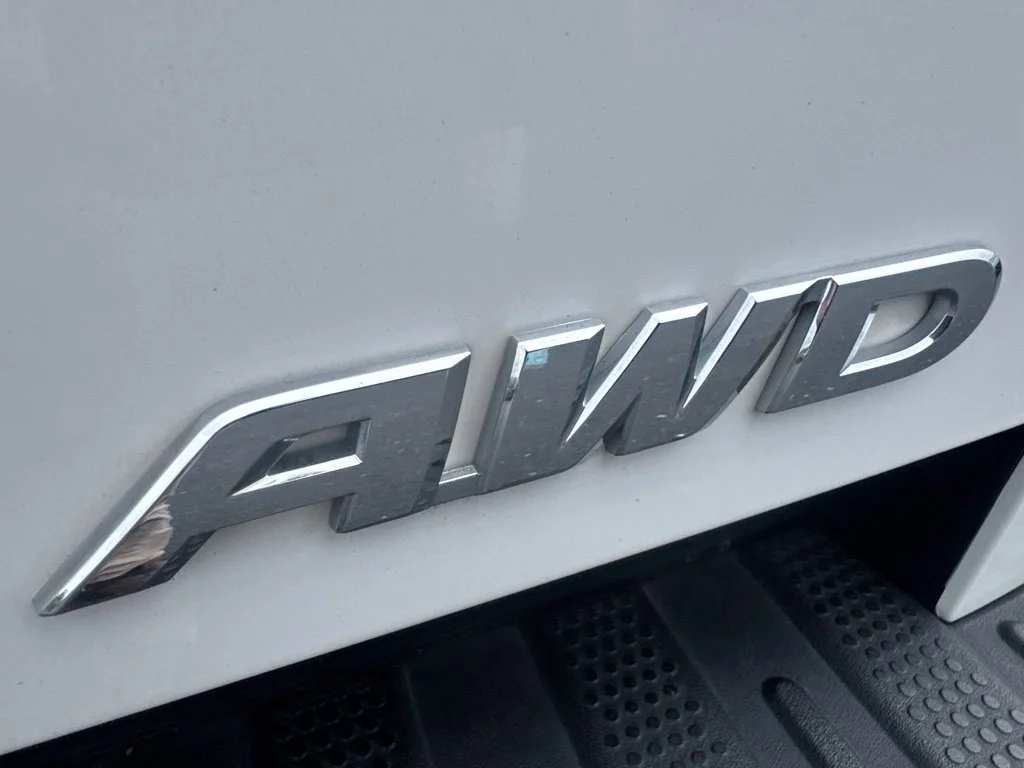 Used 2023 White Honda RTL-E image 9