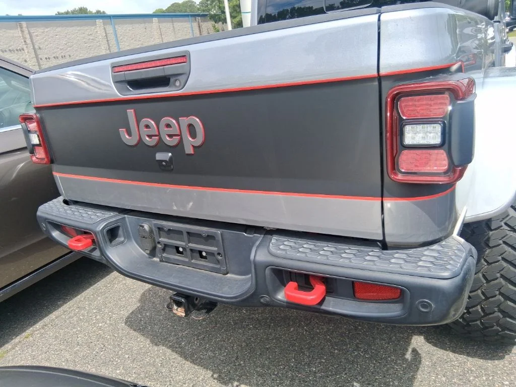 Used 2020 Silver Jeep Rubicon image 9