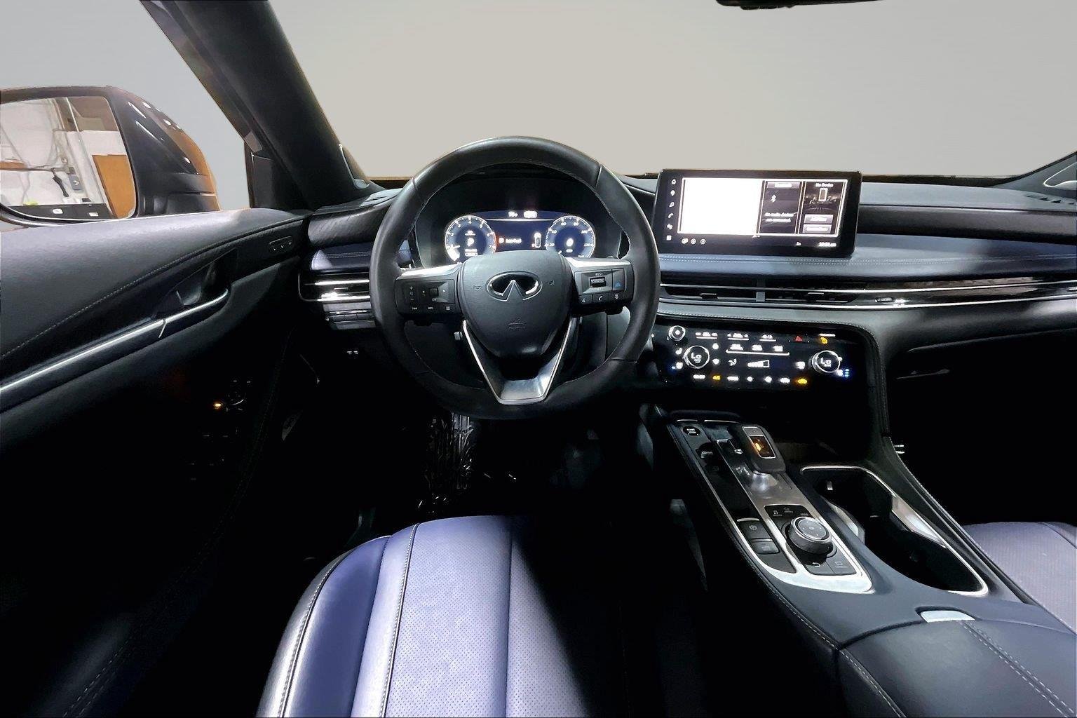 Used 2026 Mineral Black INFINITI SPORT image 6