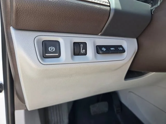 2023 GMC Acadia SLT - Photo 24