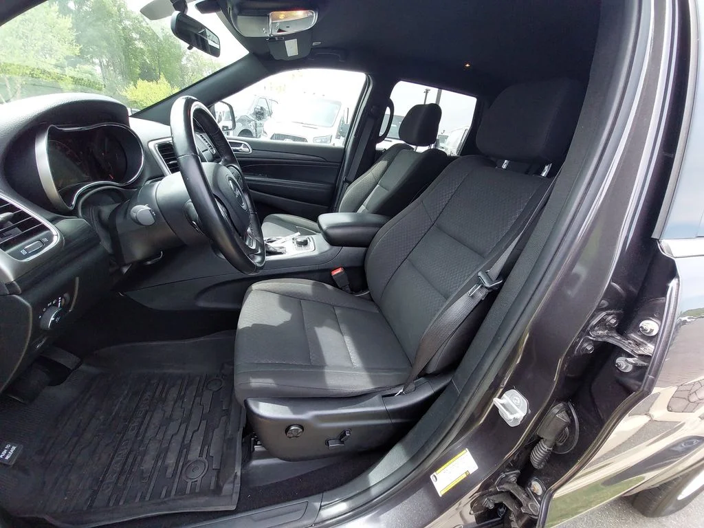 Used 2020 Gray Jeep Laredo E image 14