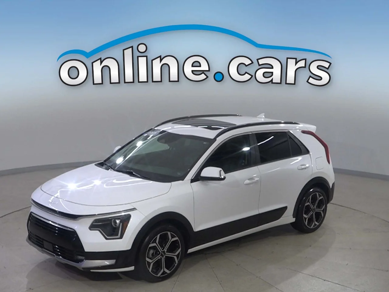 Used 2023 White Kia EX Touring image 18