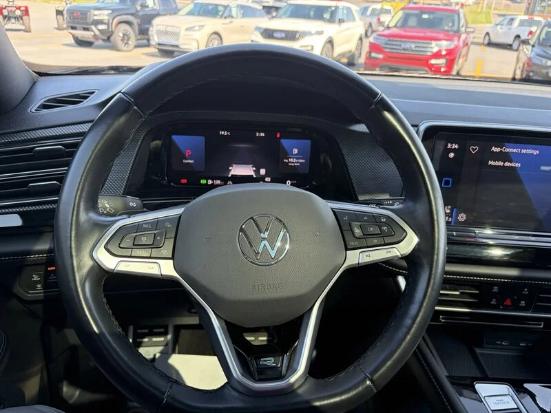 Used 2024 Blue Volkswagen SEL Premium R-Line 4Motion image 11