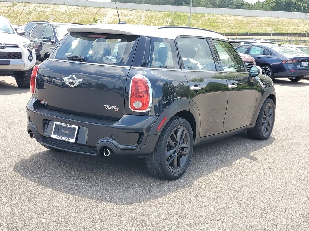 Used 2011 Black MINI Base image 3