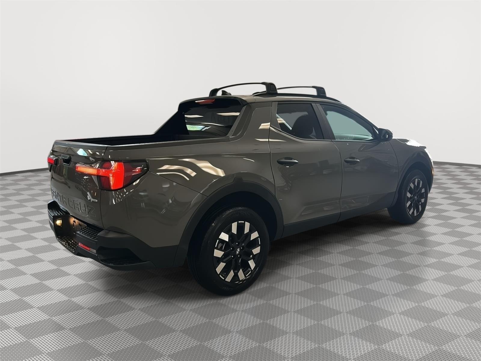 New 2026 Hampton Gray Hyundai SEL AWD image 5